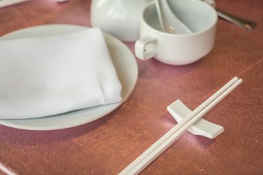 Bir olay partisi için tablo ayarlandı .