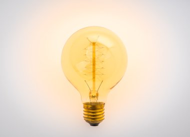 Beyaz arkaplanda ampul