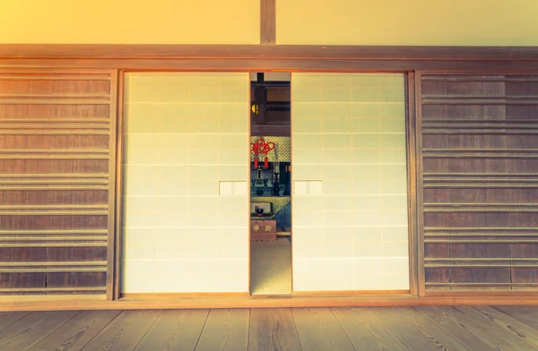 Japon sürgülü kağıt kapı. , Filtre uygulanmış görüntü işleme — Stok fotoğraf