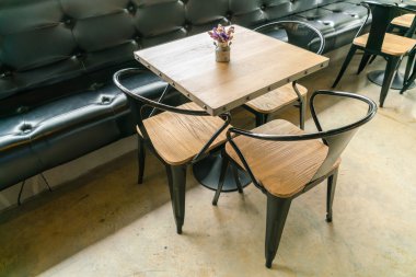 masa ve sandalye Restaurant .