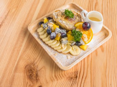 Gözleme ve meyve dondurma tablo ile .