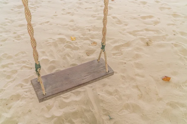 Huśtawka na plaży — Zdjęcie stockowe