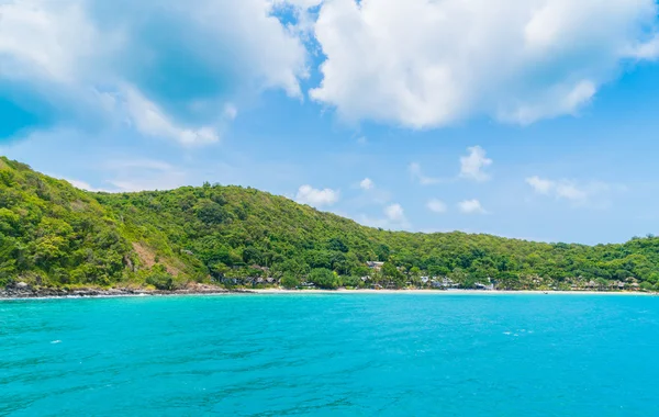 Tropische Insel mit Strand — Stockfoto