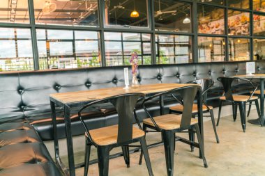 masa ve sandalye Restaurant .