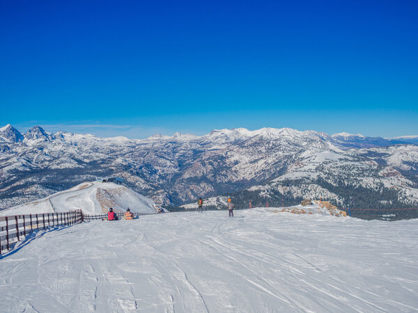Snow landscape on Mammoth Mountain in California, US .