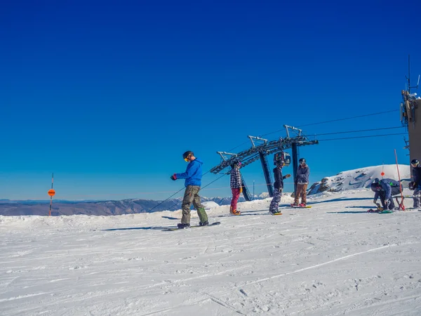 MAMMOTH LAKES, CA - 8 de noviembre 2015, Hermoso día en Mammoth M — Foto de Stock