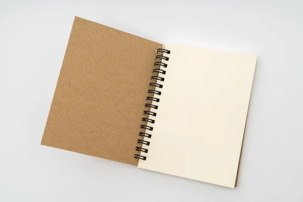 Blank Note book mock up no fundo branco  . — Fotografia de Stock