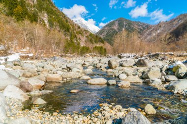 Güzel açık onsen, Japonya