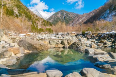 Güzel açık onsen, Japonya
