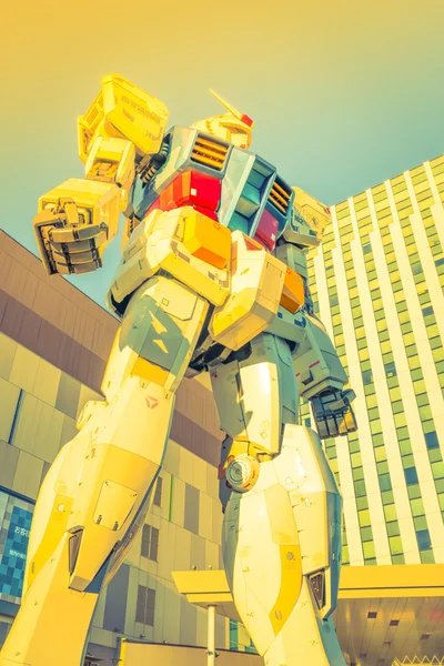 Volledige grootte Gundam optredens buiten Divercity Tokyo Plaza, Oda — Stockfoto