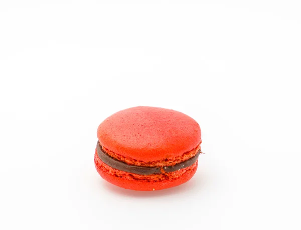 Französisch bunte Macarons auf weißem Hintergrund . — Stockfoto