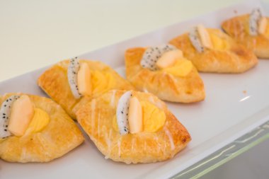 Çeşitli meyve kek büfesi tablo .