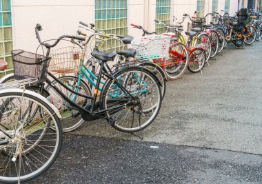 Satır otopark motosiklet