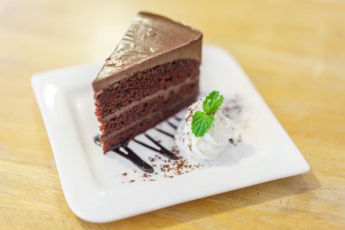 Çikolata lav kek görüntüsünü