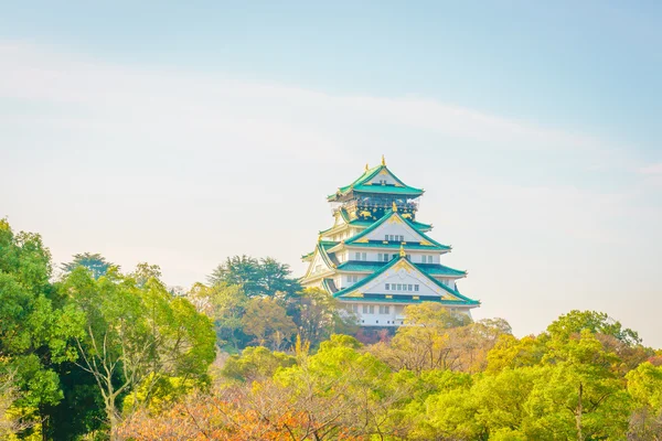 大阪城堡位于日本大阪 — 图库照片