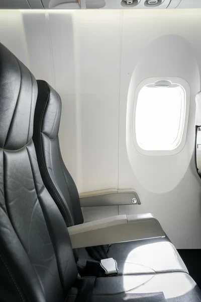 Assentos de avião na cabine  . — Fotografia de Stock