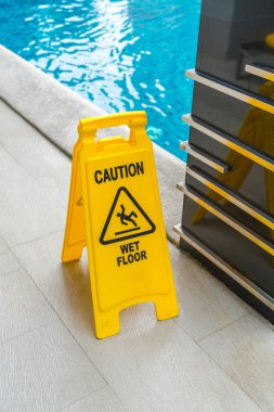 Yüzme Havuzu, uyarı işareti .