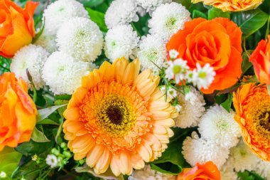 Sevgililer ve düğün sahne güzel çiçekler