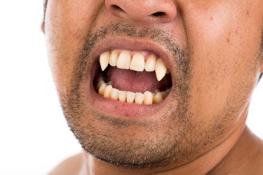 Beyaz arka plan üzerinde Halloween Vampire