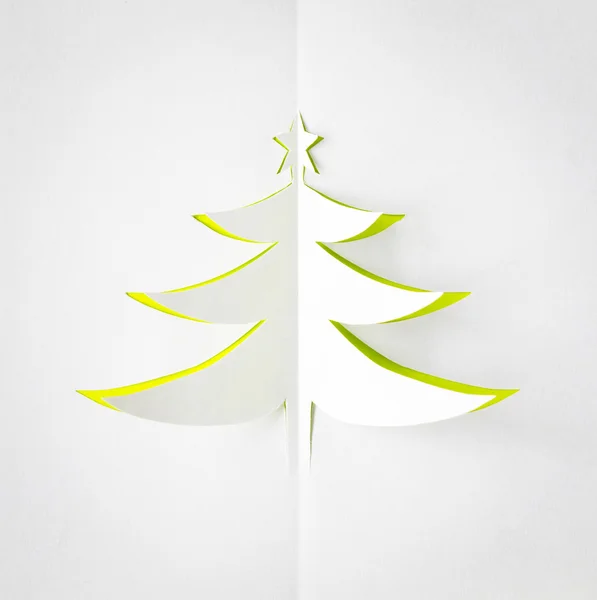 Cartão postal de Natal vintage com árvore de natal de papel verdadeiro — Fotografia de Stock