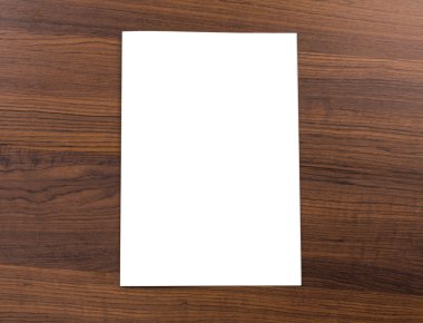 Boş katalog, broşür, ahşap arka plan üzerinde sahte kadar