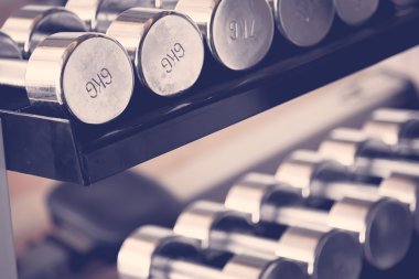 Spor halterleri ( Filtrelenmiş görüntü işlenmiş vintage efekti. )