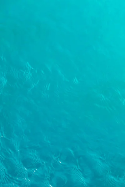Blått svømmebasseng, modnet vann – stockfoto