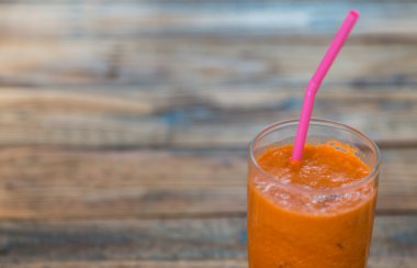 havuç suyu ahşap tablo