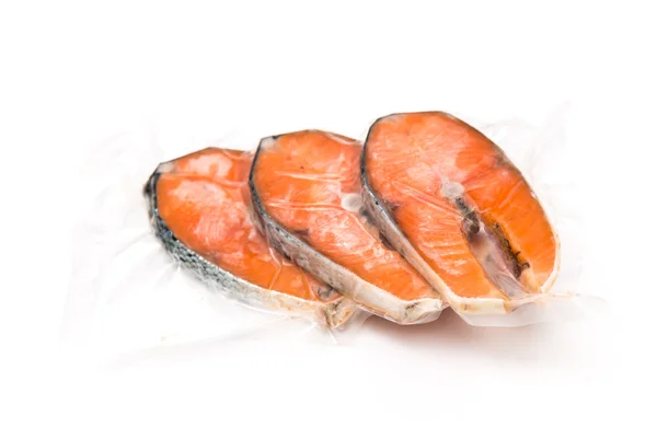 Bevroren zalm filets in een vacuum verpakking — Stockfoto