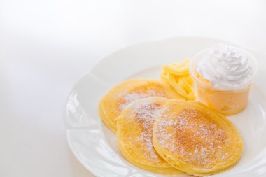 Dondurma tablo ile Pan kek