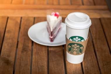 Krabi, Tayland - 18 Temmuz 2015: Starbuck kahve karışımı bardak