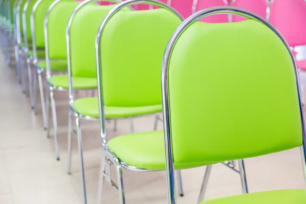 Oda sandalye toplantı dizilmiş — Stok fotoğraf