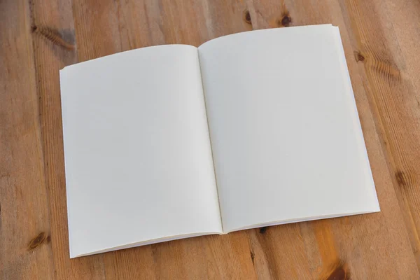 木材の背景の空白のカタログ — ストック写真