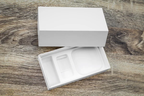 Boş beyaz kutu — Stok fotoğraf