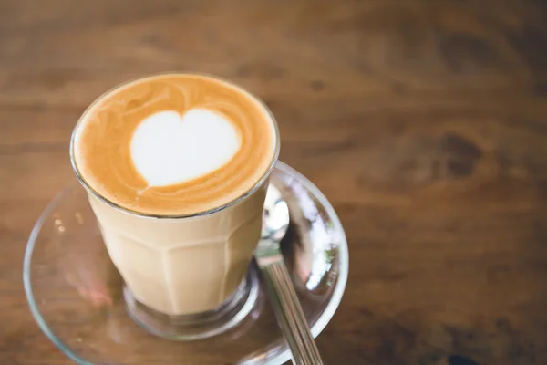 Taza de café con patrón de corazón —  Fotos de Stock