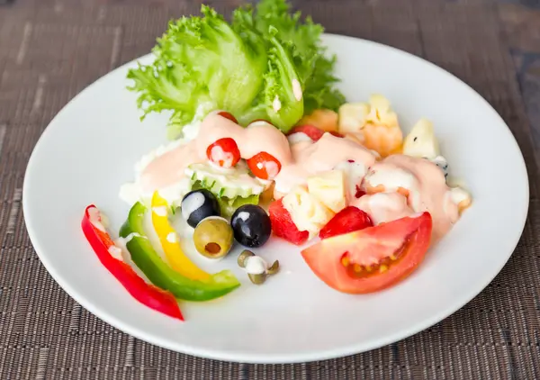 Fresh vegetable salad — Stock Photo, Image