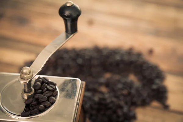 Preparation of coffee, coffee mill — Stock Photo, Image