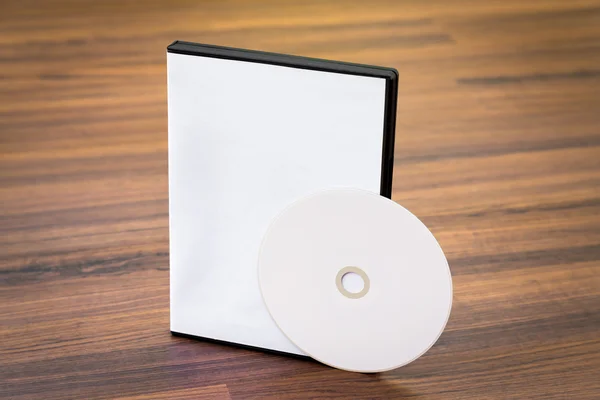 Compact disc met cover — Stockfoto