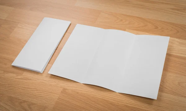 Trifold carte modello bianco — Foto Stock