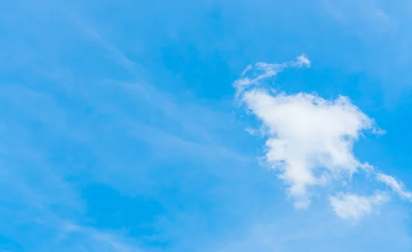 Clouds in blue sky — Stock Photo, Image