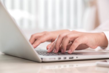 tipik bir iş kadını eller