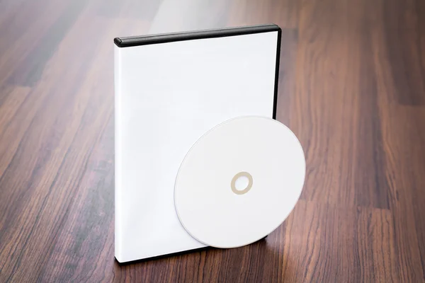 Disque compact vierge avec couvercle — Photo