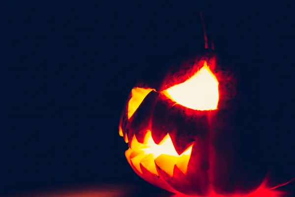 Halloween effrayant visage citrouille — Photo