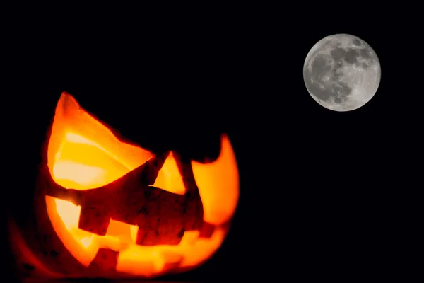 Halloween-ijesztő arcot tök — Stock Fotó
