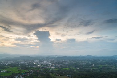 küçük bir kasaba havadan görünümü
