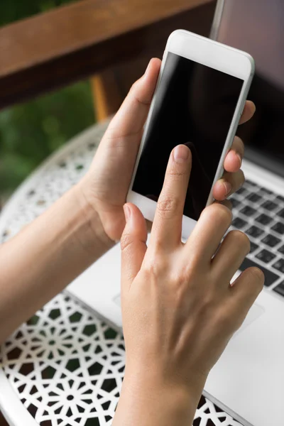 Business hands with mobile phone — Stock Photo, Image