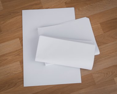 Gazete ile boş alanı kadar sahte