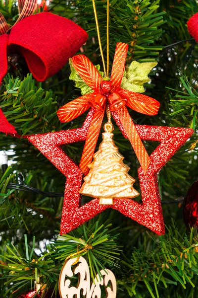 Star on christmas tree — Stock Photo, Image