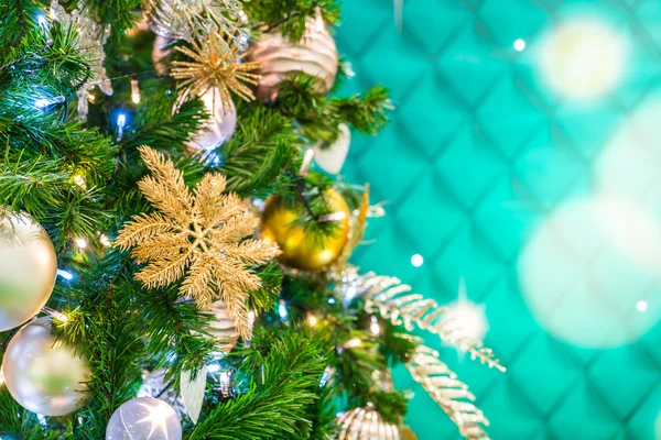 Decoraciones del árbol de Navidad — Foto de Stock