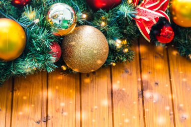 Süslü Noel ağacı